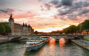 Croisière sur la Seine 1H | Bateaux Parisiens